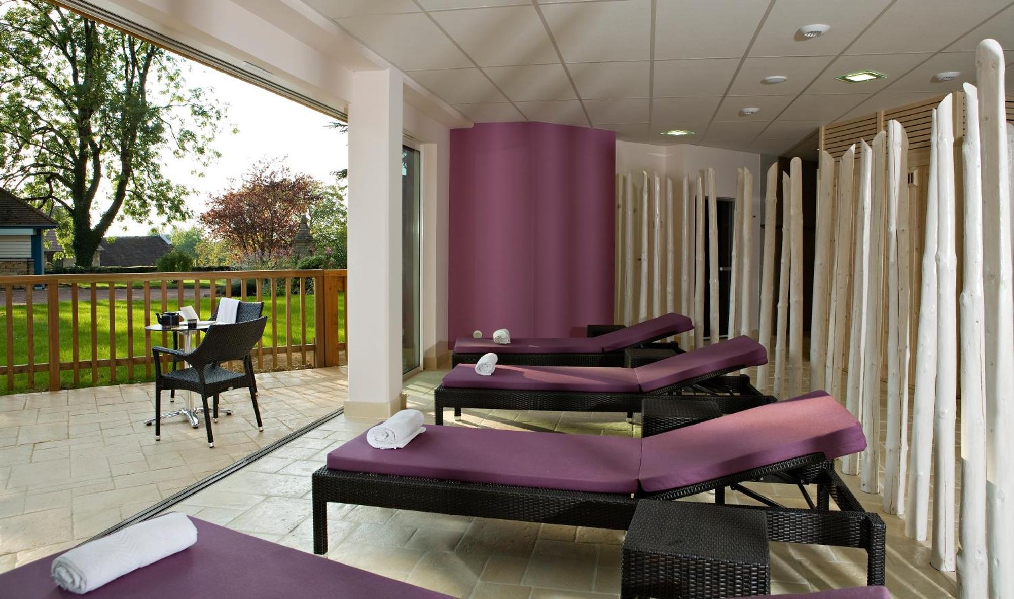 Logis Hotel Parenthese, Restaurant & Spa Chille Zewnętrze zdjęcie