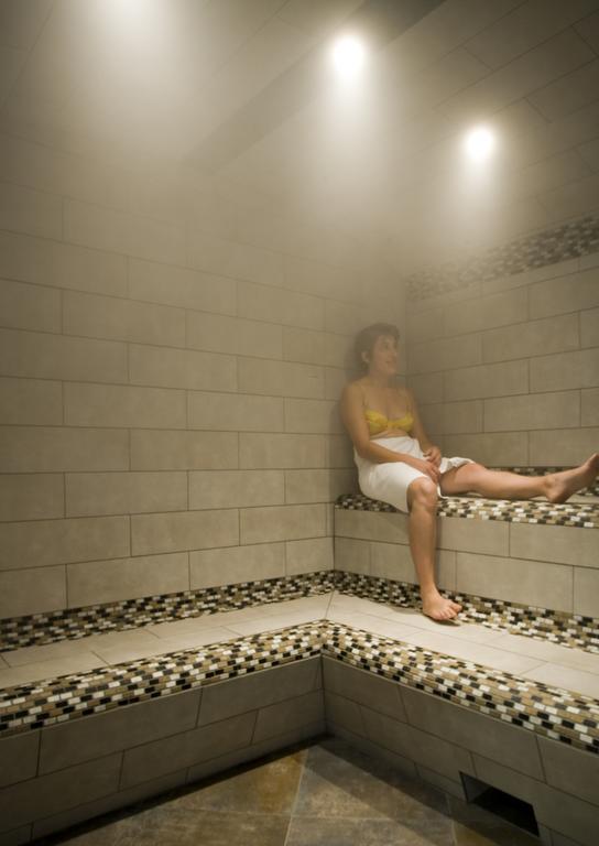 Logis Hotel Parenthese, Restaurant & Spa Chille Zewnętrze zdjęcie