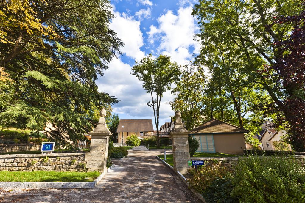 Logis Hotel Parenthese, Restaurant & Spa Chille Zewnętrze zdjęcie
