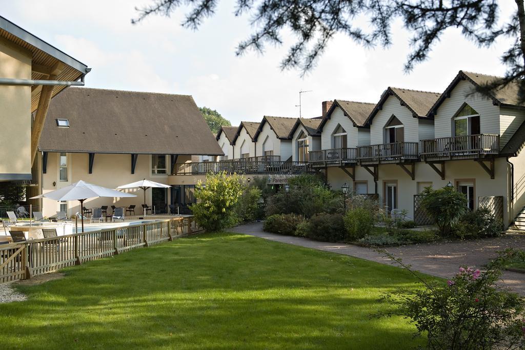 Logis Hotel Parenthese, Restaurant & Spa Chille Zewnętrze zdjęcie